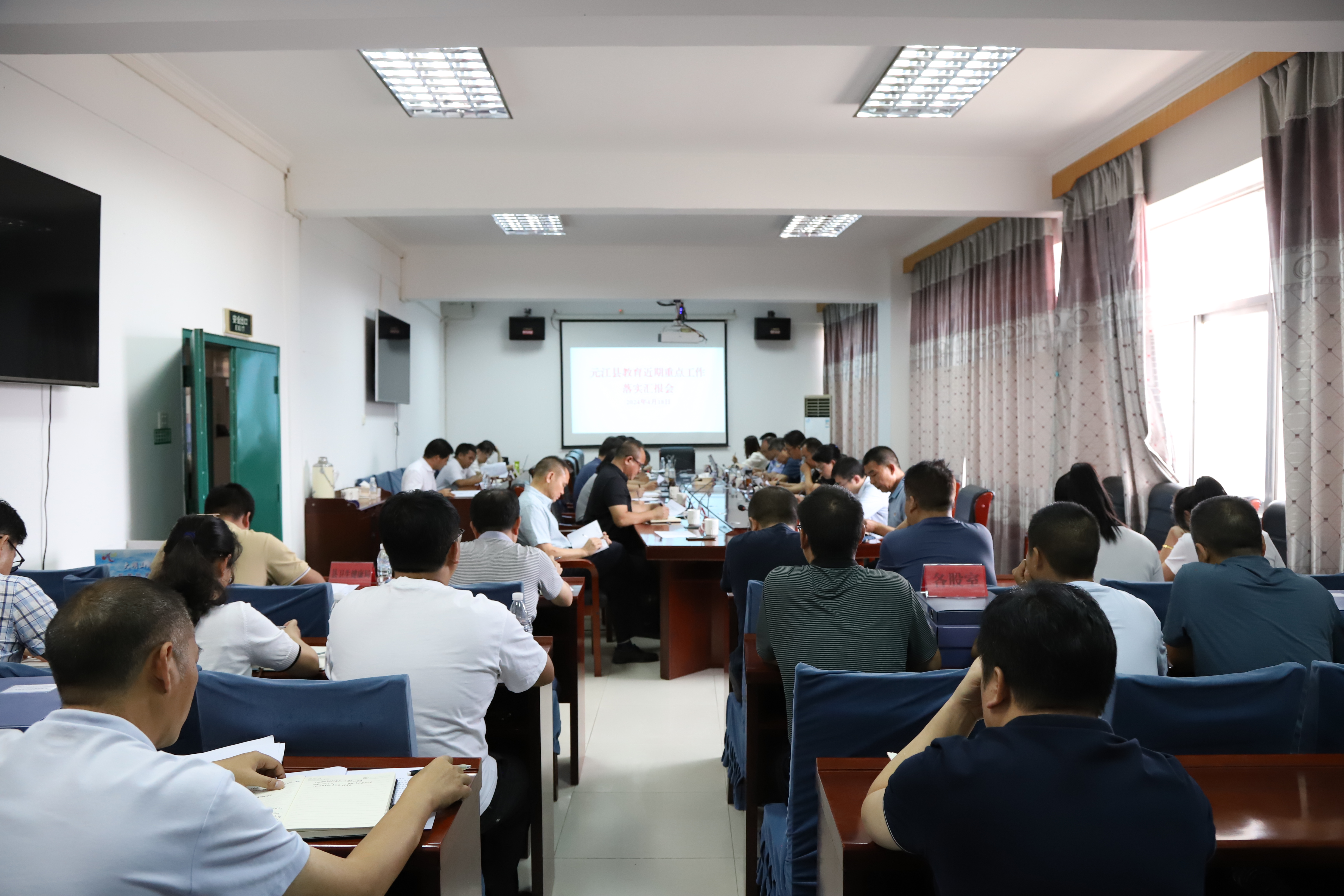 IMG_6899.JPG IMG_6899.JPG