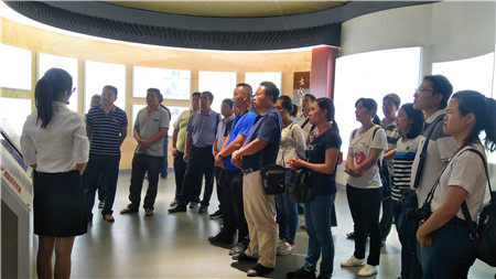 龙潭乡组织乡村干部参观玉溪市反腐倡廉警示教育基地 (2).jpg 龙潭乡组织乡村干部参观玉溪市反腐倡廉警示教育基地 (2).jpg