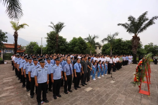 6404.jpg 6404.jpg