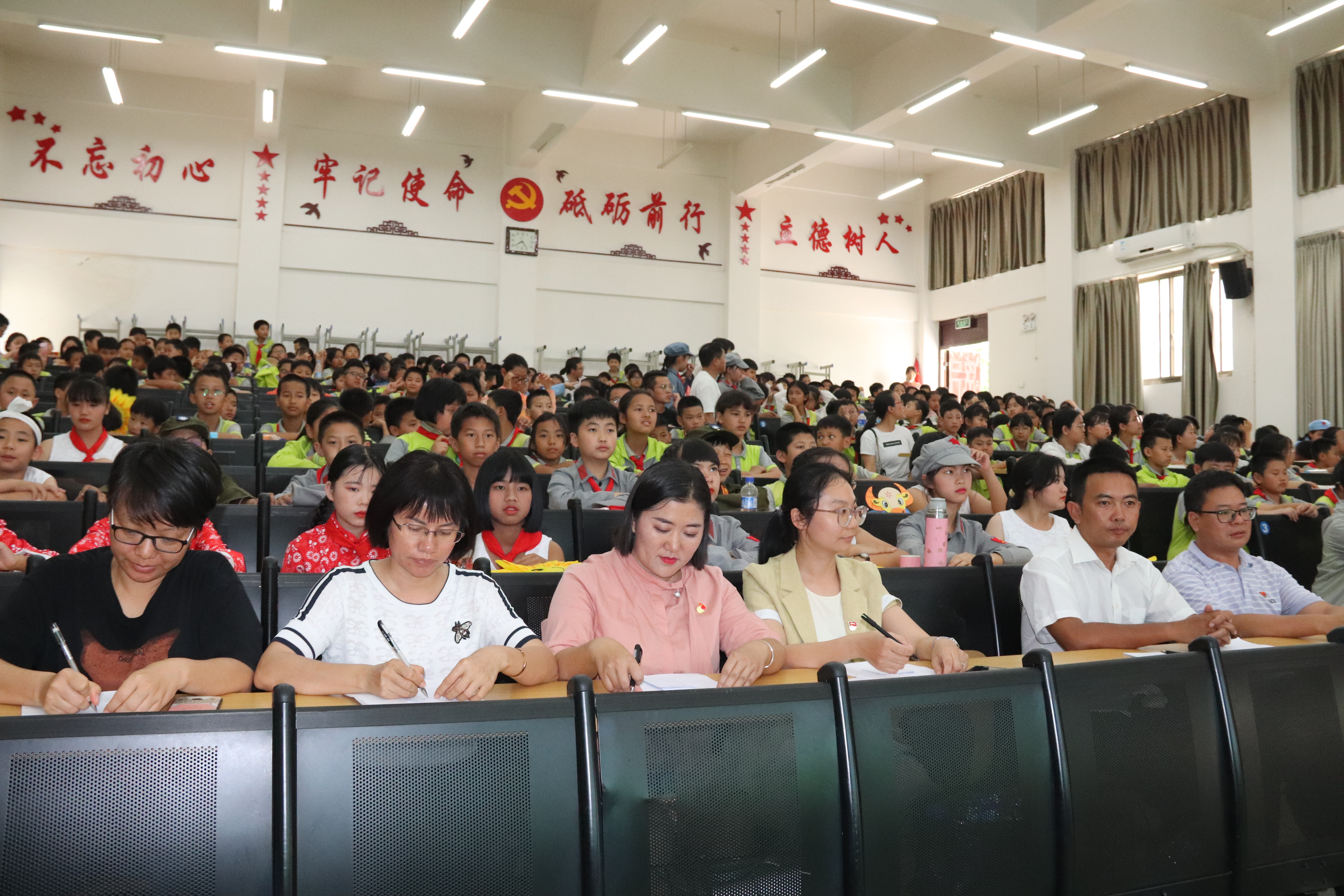 5b407d24ff7344c31cebfe7ceec7a37.jpg 5b407d24ff7344c31cebfe7ceec7a37.jpg