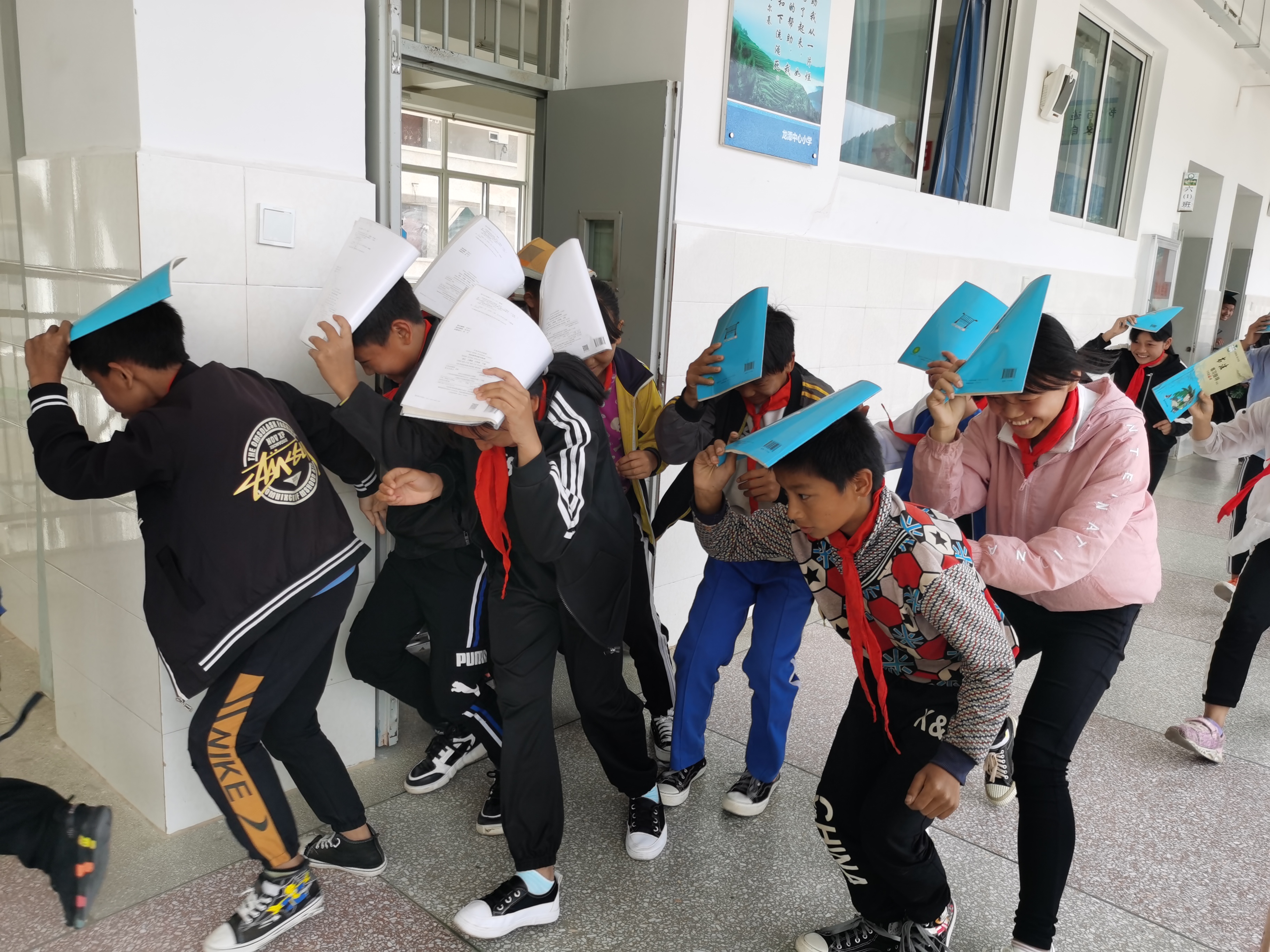 龙潭中心小学02.jpg 龙潭中心小学02.jpg
