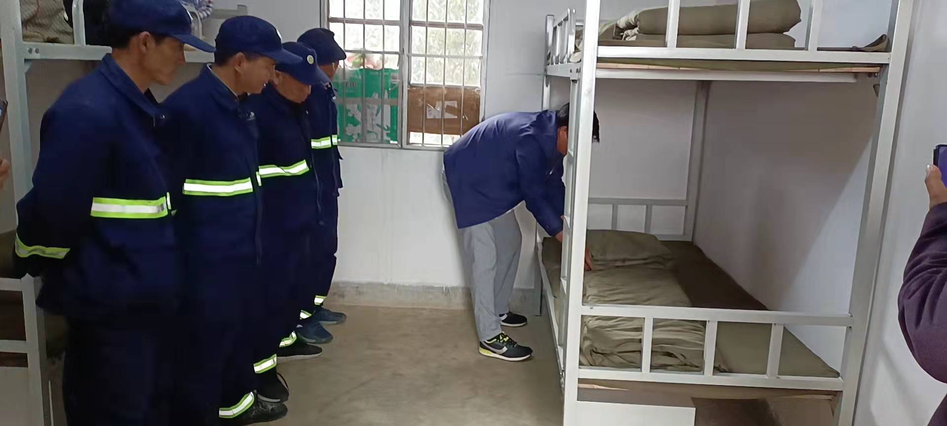 图片3.jpg 图片3.jpg