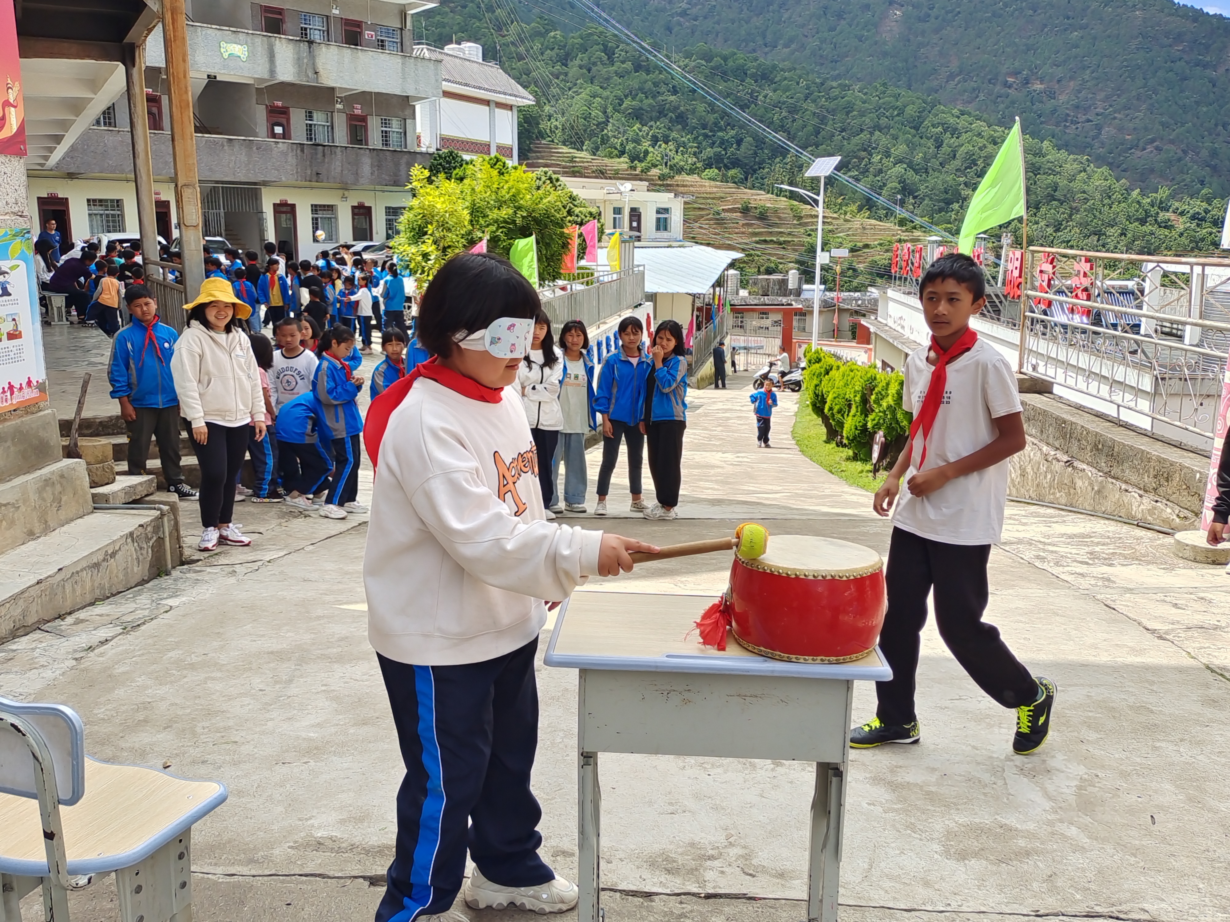 龙潭中心学校03.jpg 龙潭中心学校03.jpg