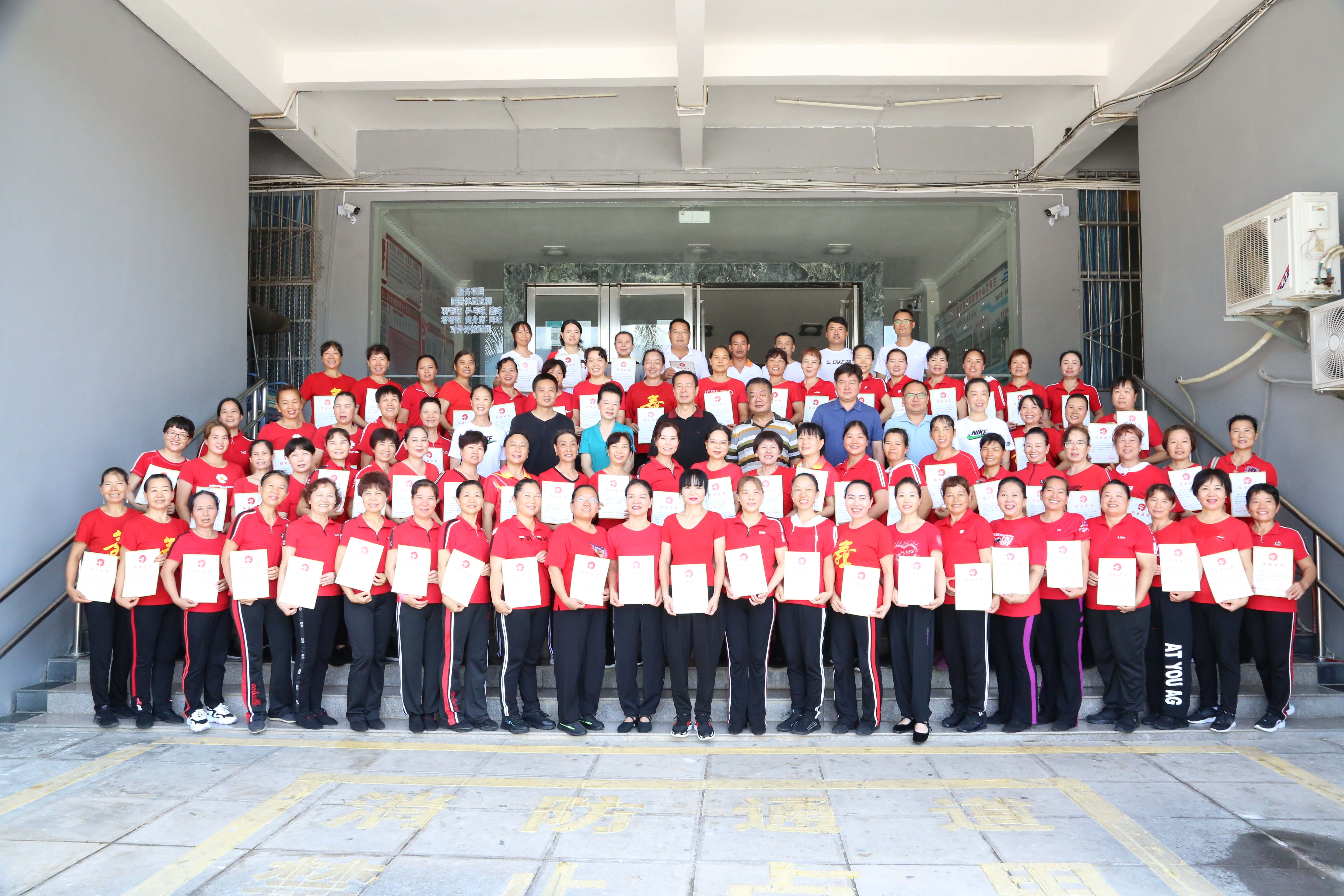 1J6A2614.JPG 1J6A2614.JPG