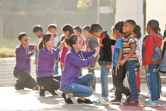 云南省阜外心血管病医院启动“寻找免费救治贫困先心病患儿”活.png