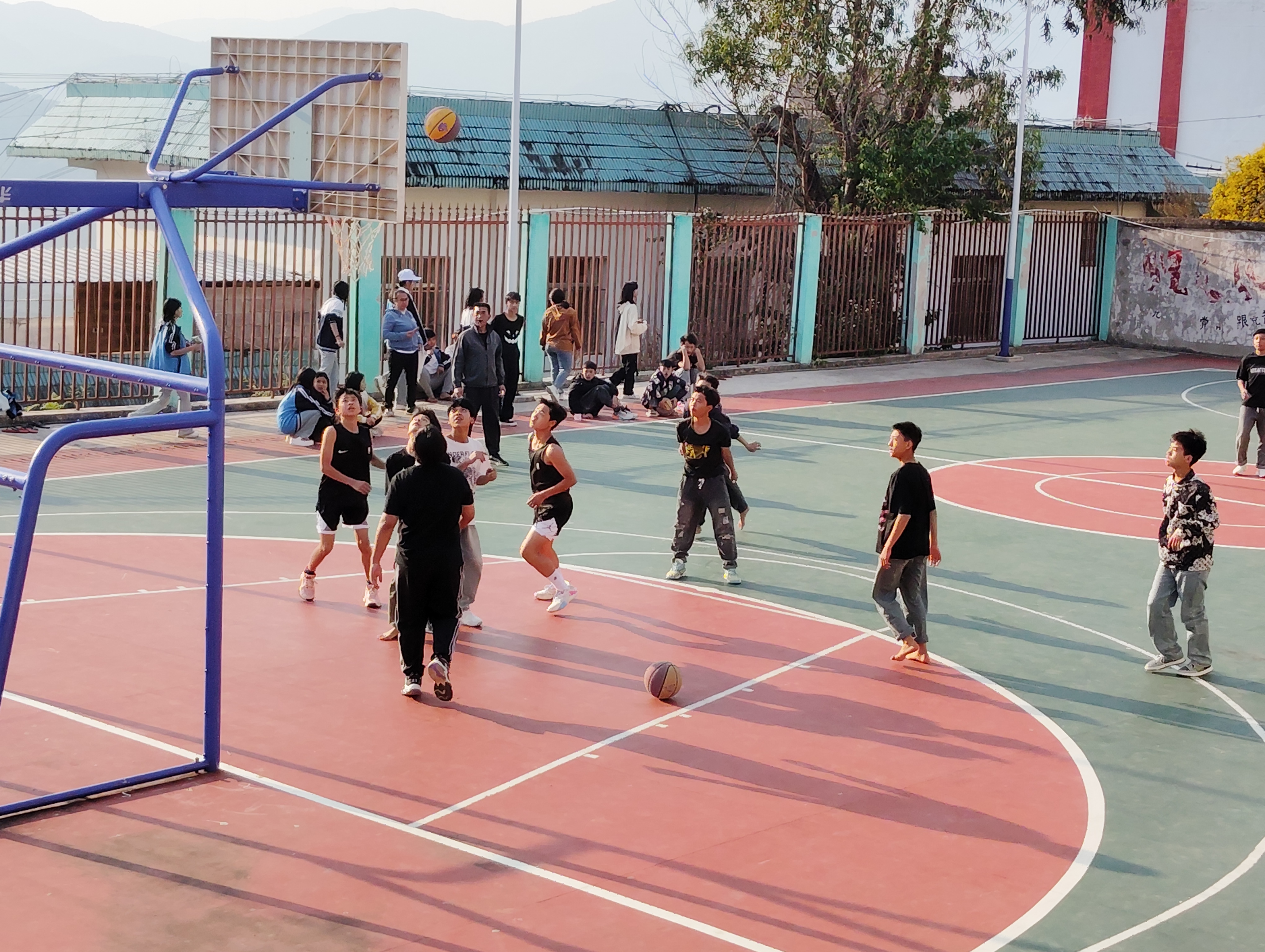 篮球比赛04.jpg 篮球比赛04.jpg