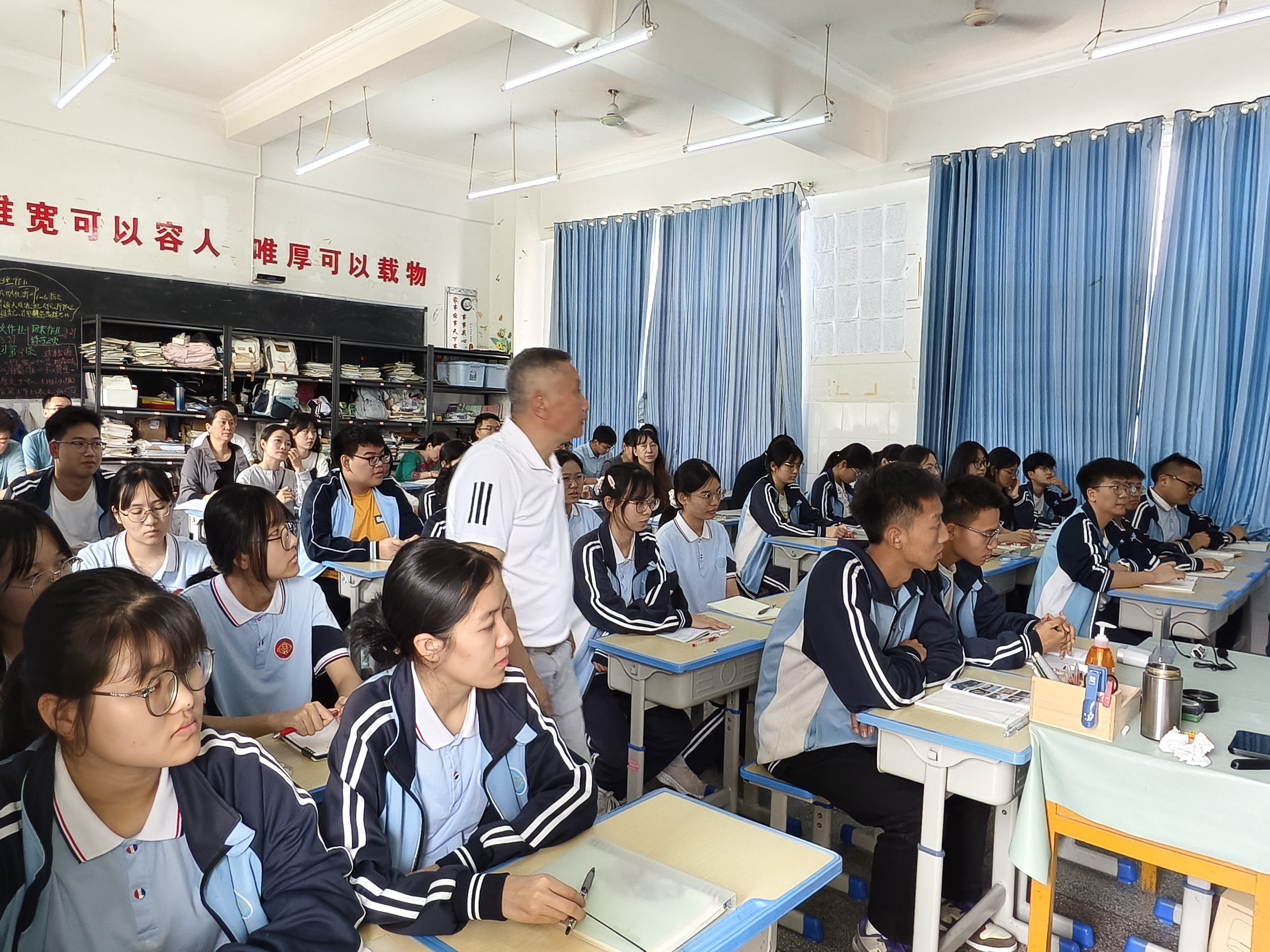语文1.jpg 语文1.jpg