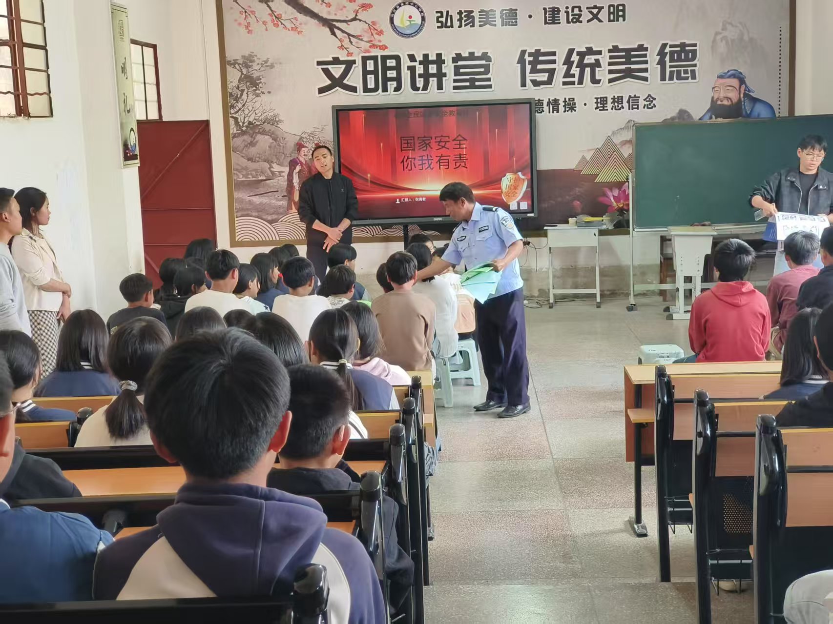 图1.jpg 图1.jpg