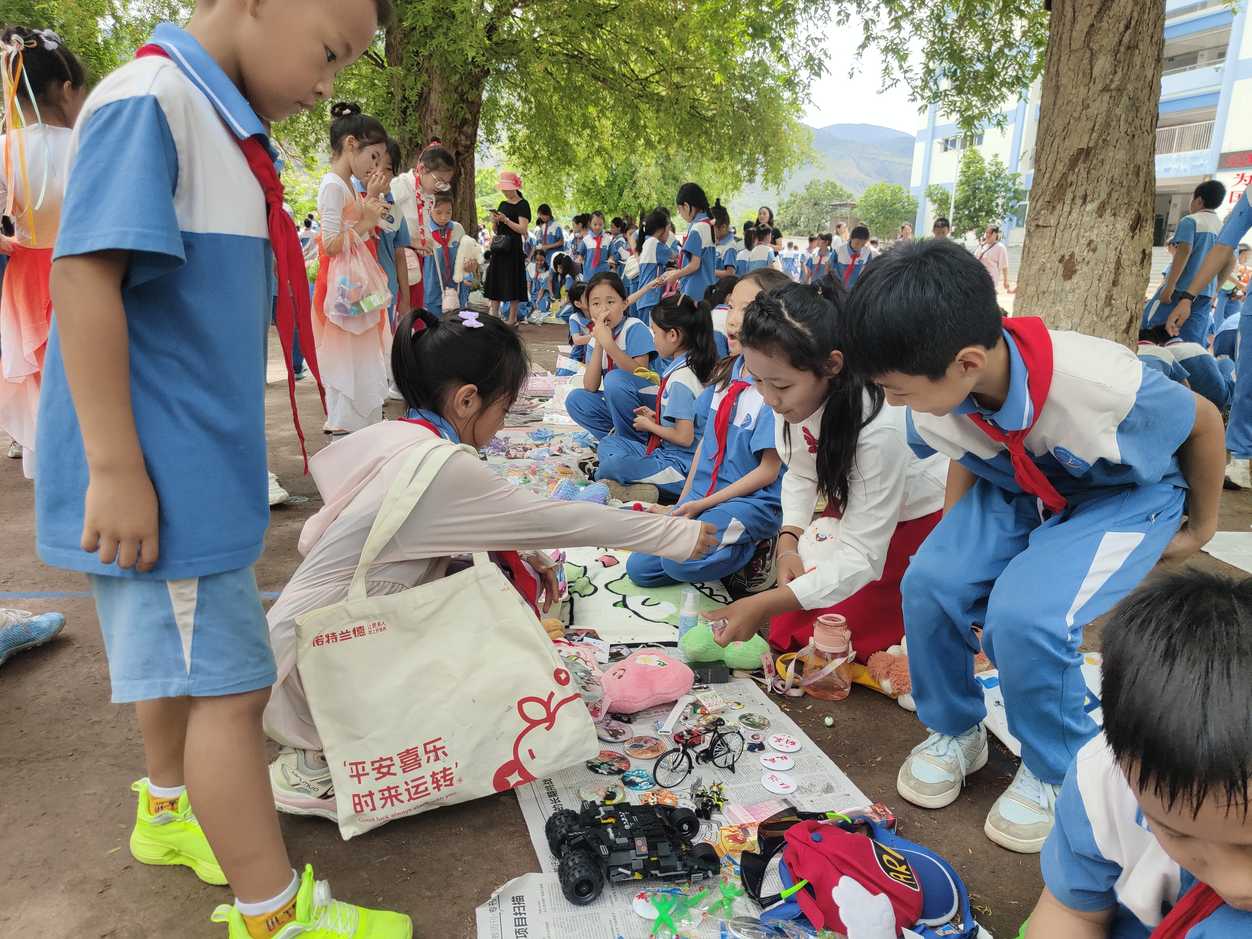 元江一小02.jpg 元江一小02.jpg