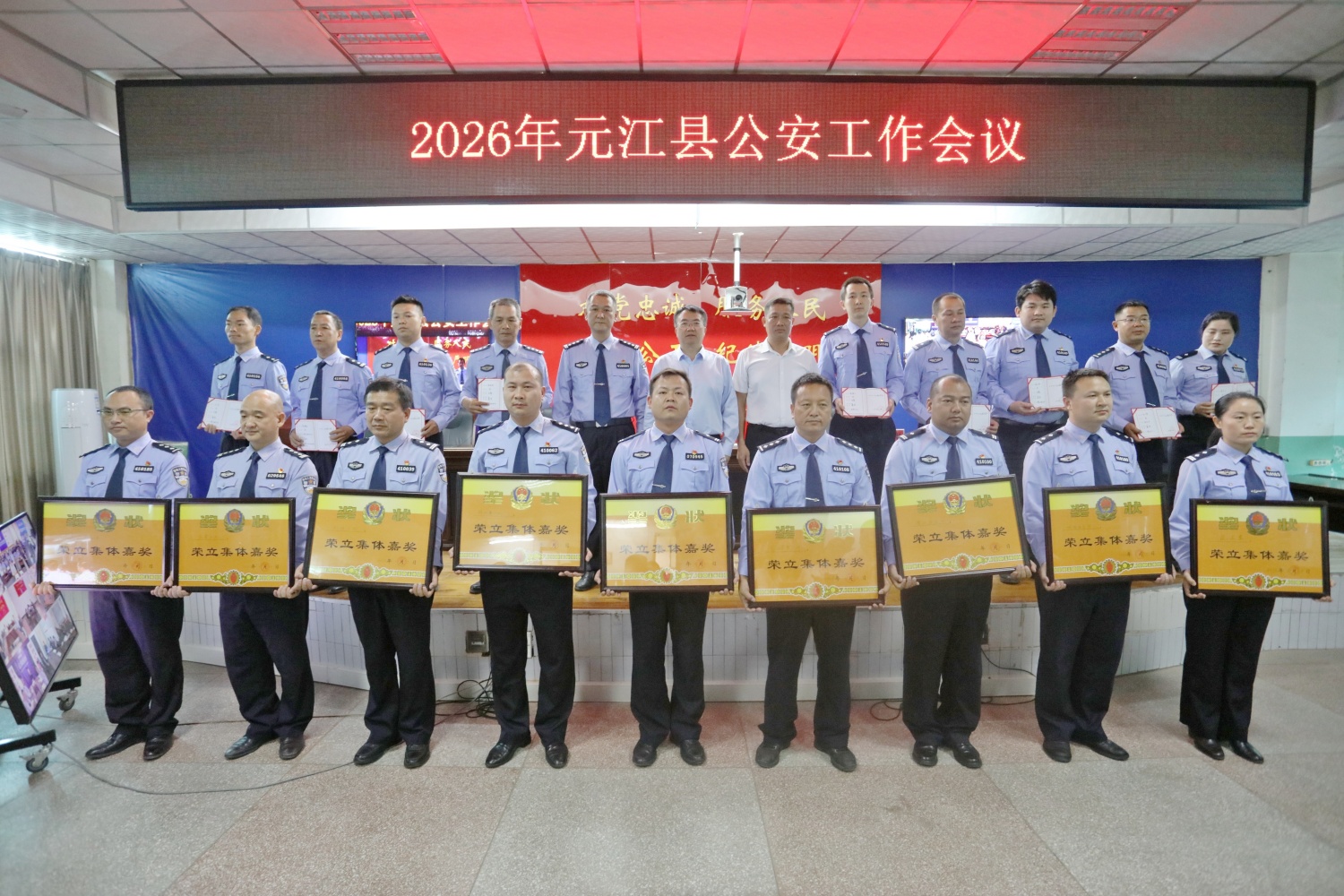 1S7A5122_副本.jpg 1S7A5122_副本.jpg